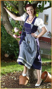 Dirndl blau kariert